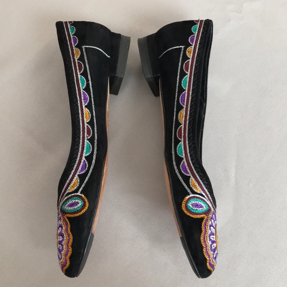 Van Eli colorful embroidered suede flats - Picture 6 of 8